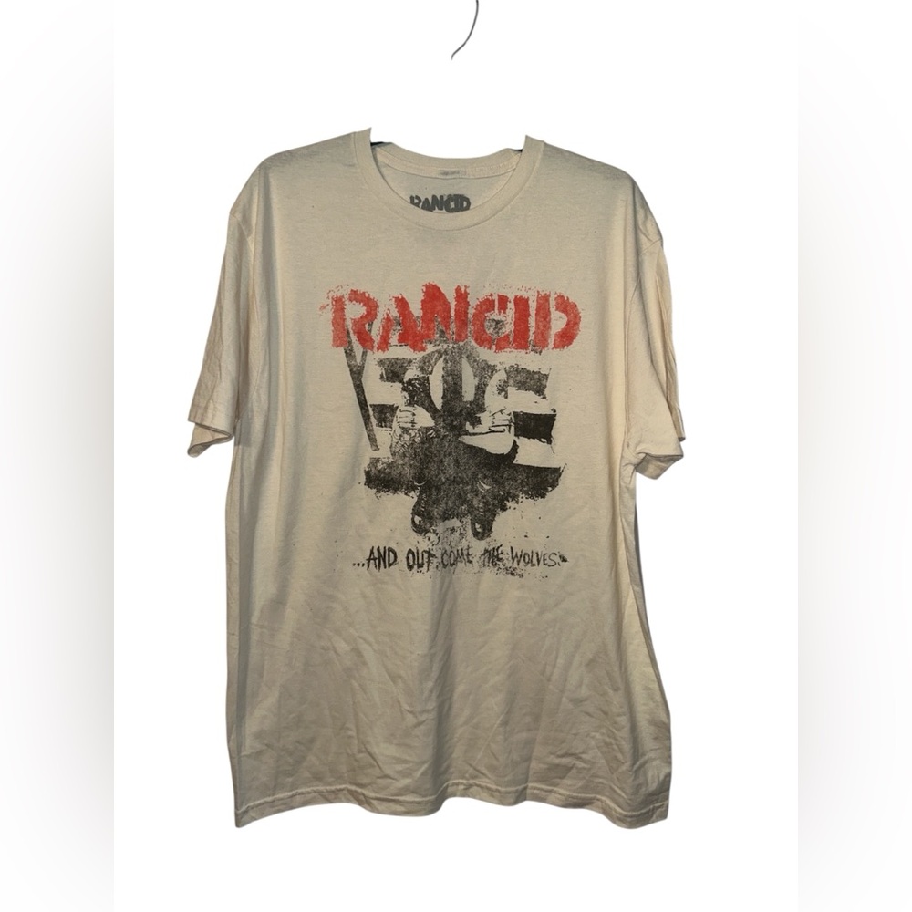 Rancid ….and Out Come The Wolves Album Graphic T -Shirt Size Large